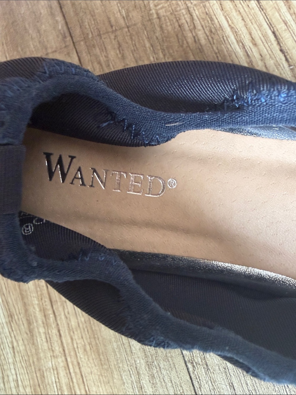 Wanted Navy Blue Women's Ballet Flats with Gathered Elastic Topline flats size 8 - Picture 4 of 6